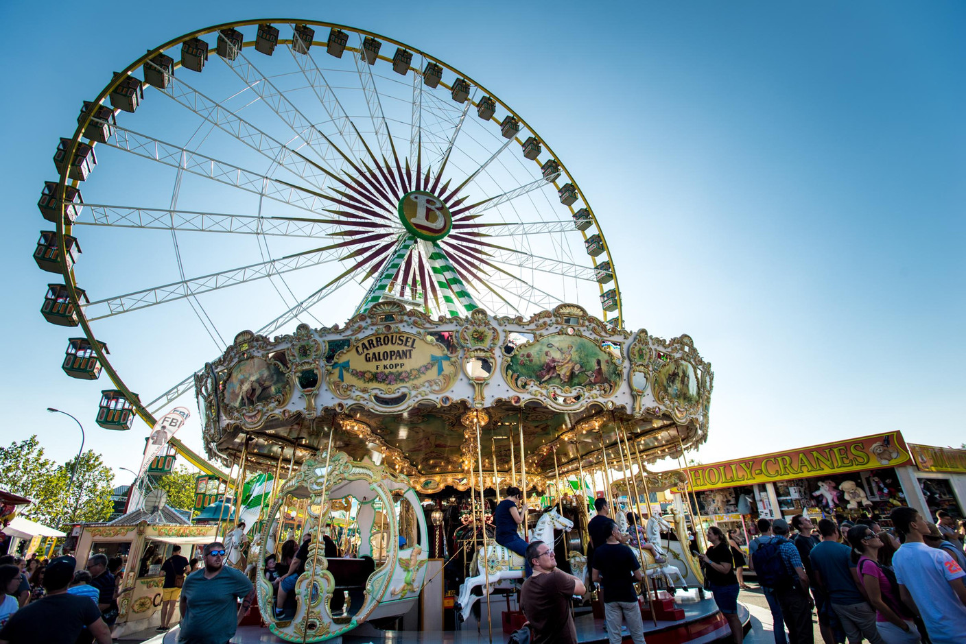 La grande-roue Bellevue et le Carrousel gallopant (Photo: Nader Ghavami)