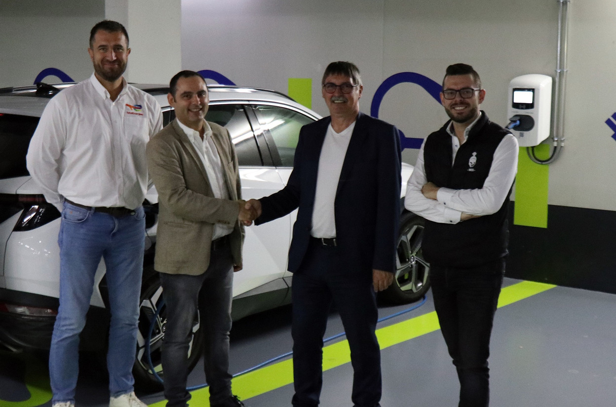 Eugen Pascutoi, Didier Mele (TotalEnergies), Gérard Jeitz, Dimitri Matsoukas (Indigo) TotalEnergies