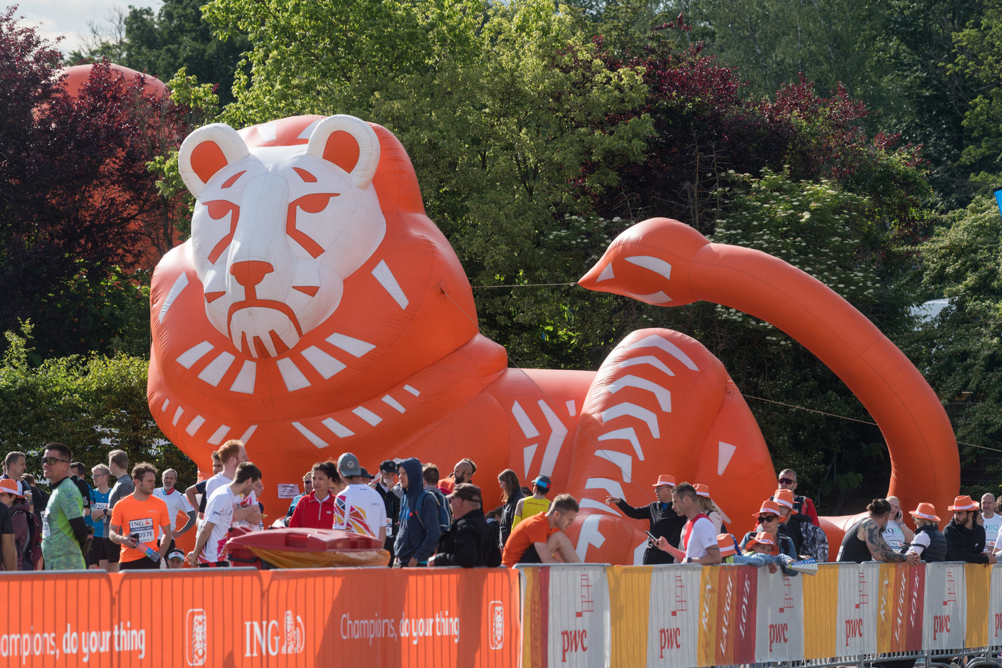 A total of 12,000 runners took part in the event according to ING’s website with an estimated 100,000 spectators cheering on the participants.  Nader Ghavami