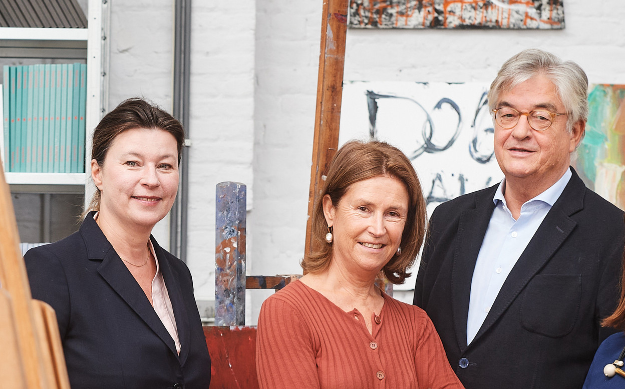 Sabine Taevernier, consultante indépendante en art moderne et d’après-guerre, et Anne Pontégnie, consultante indépendante en art contemporain et émergent, ont rejoint Hubert d’Ursel au sein du comité d’experts Art Collections chez Degroof Petercam.  David Plas Photography