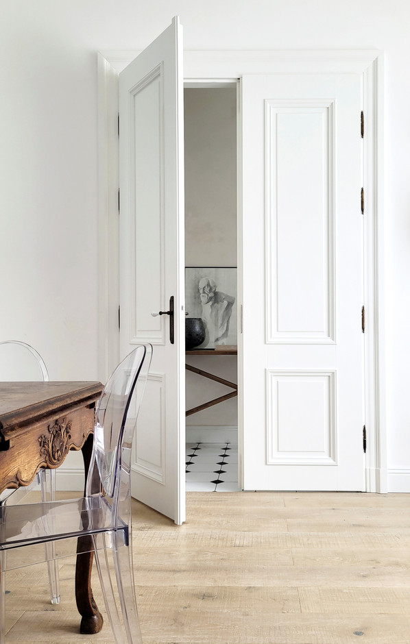 Rénover la salle de bains ou rafraîchir la décoration ne sont que quelques-uns des moyens rentables d’améliorer votre maison, explique Mme Henson. (Photo: Match Works)