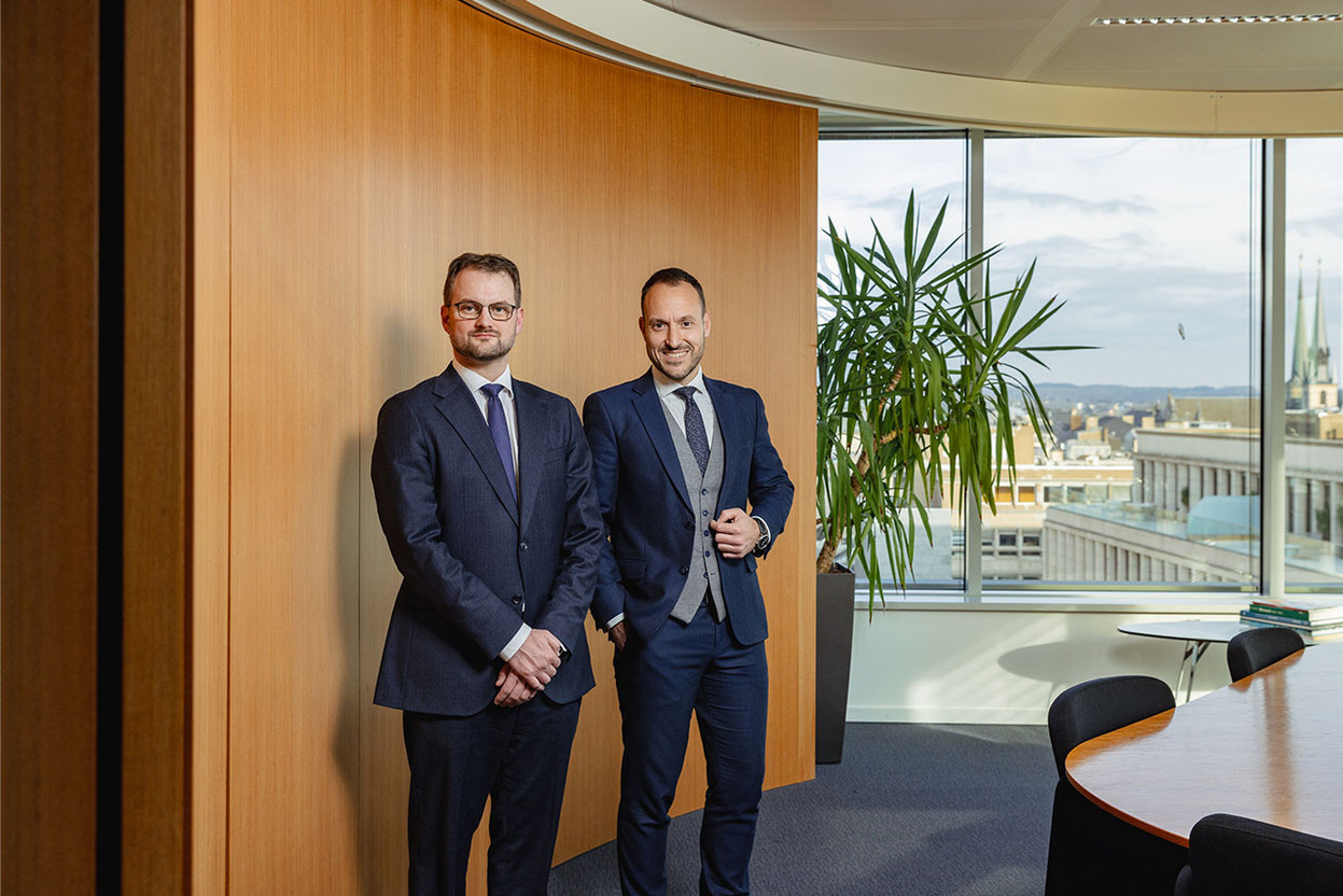 Nikola Krstic, Chief Investment Officer, et Matthieu Brino, Head of Portfolio Management au sein de Midas Wealth Management, évoquent la manière dont l’économie se transforme et les impacts de ces évolutions sur la gestion de portefeuille. photo : Romain Gamba
