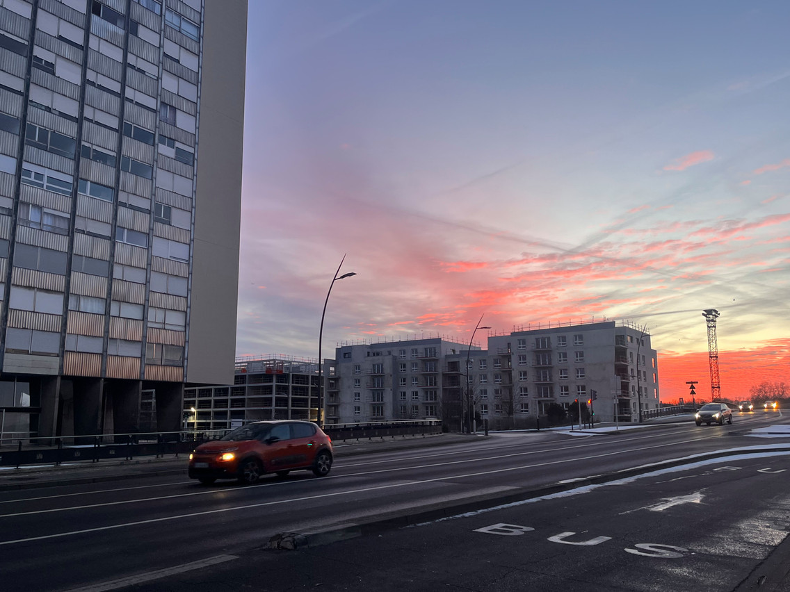 Dans son programme Thionville 2030, la municipalité porte sept projets majeurs, dont plusieurs projets résidentiels de part et d’autre de la Moselle. Ce qui devrait permettre la création d’environ 3.000 logements de plus d’ici à 2030, voire un peu au-delà. (Photo: Maëlle Hamma/Maison Moderne)