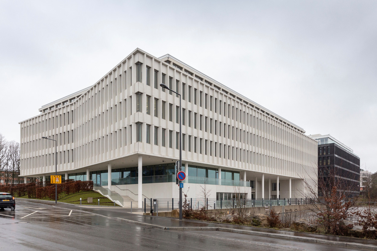 Luxembourg’s financial regulator, the CSSF, has shut down Fuchs & Associés Finance, a Luxembourg investment firm, due to “serious breaches of essential legal and regulatory requirements.” Pictured: CSSF office building. Archive photo: Romain Gamba / Maison Moderne