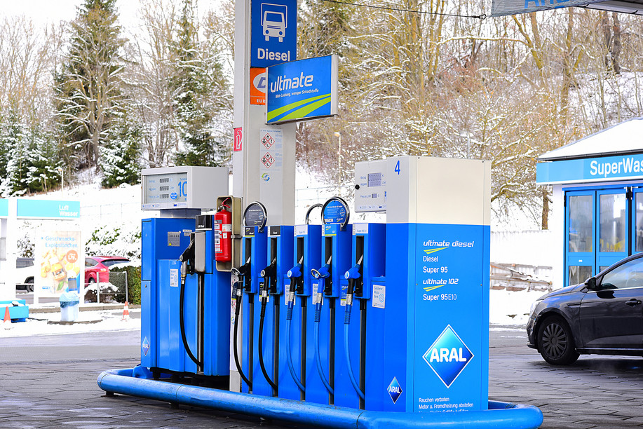 Luxembourg’s attractive fuel prices are partly to blame for the country’s subpar consumption habits. Photo: Shutterstock