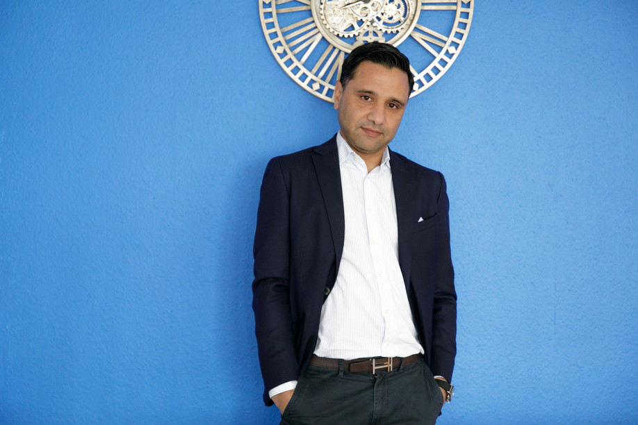 Shanu Sherwani, private equity executive and partner at Antwort Capital, has said that feeder funds are opening up access to private market funds. Photo: Matic Zorman