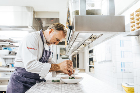 Le chef partage un conseil aux amateurs: «Goûtez ce que vous cuisinez avant de le servir». (Photo: Edouard Olszewski)