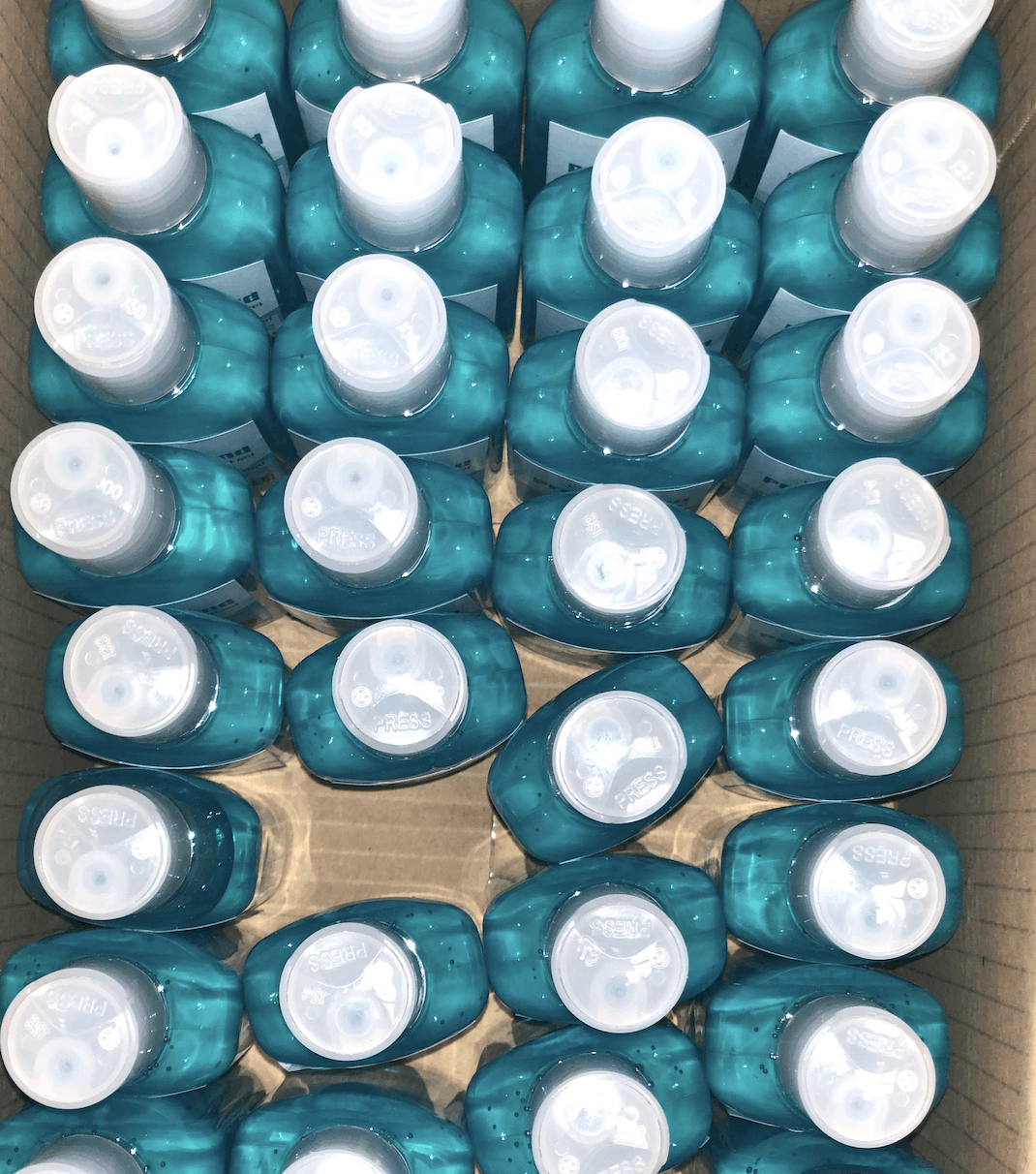 Le gel qui sera distribué aux ouvriers. Bonaria Frères