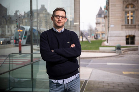 Jérôme Weicker est sans cesse à la recherche de nouveaux plaisirs de la table, un goût pour la gastronomie qu’il met également au service de l’Amicale de la CSSF… (Photo: Guy Woff/Maison Moderne)
