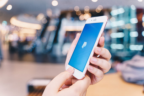 On lui doit le design d’un objet technologique qui continue à connaître un succès mondial. (Photo: Shutterstock)