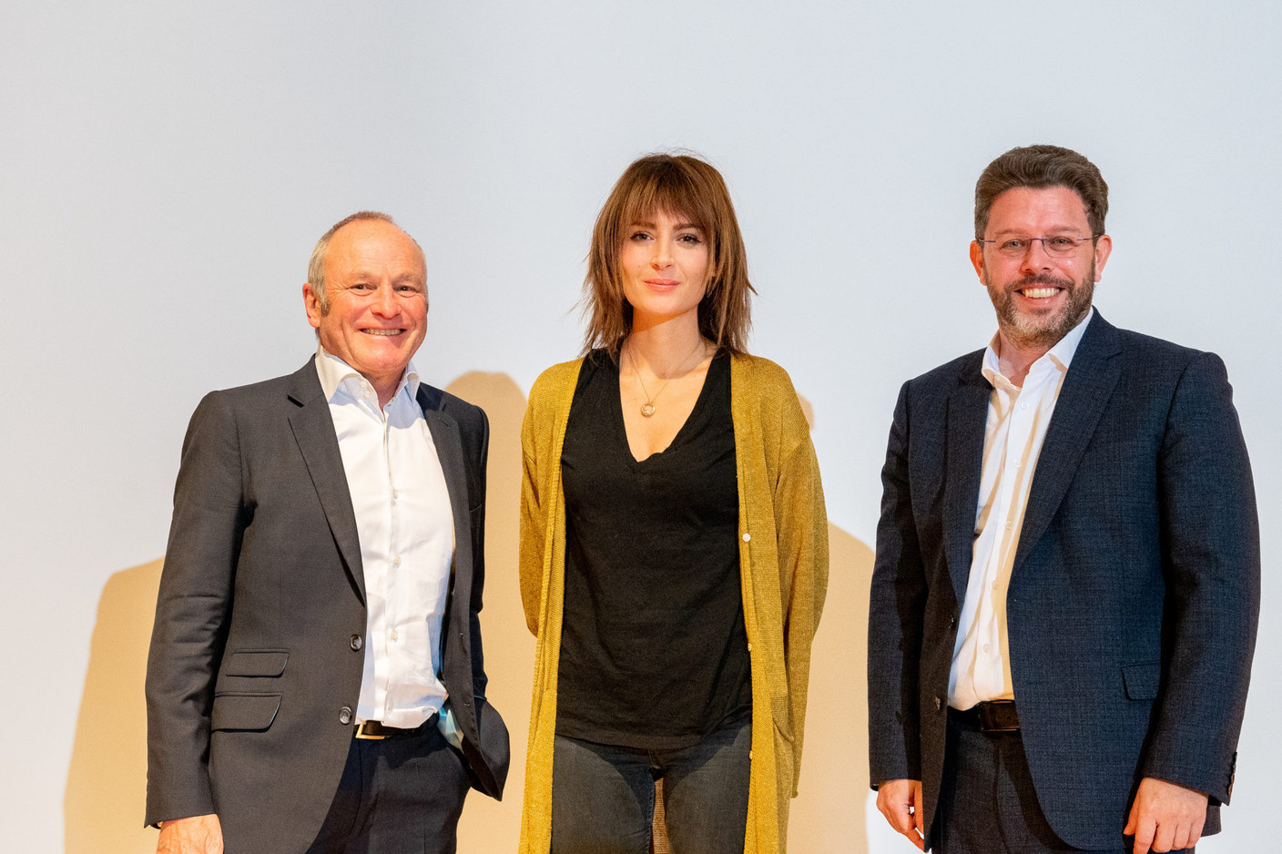 Fernand Ernster (président de la CLC), Emmanuelle Duez (The Boson Project) et Nicolas Henckes (directeur de la CLC). (Photo: Marie De Decker/clc)