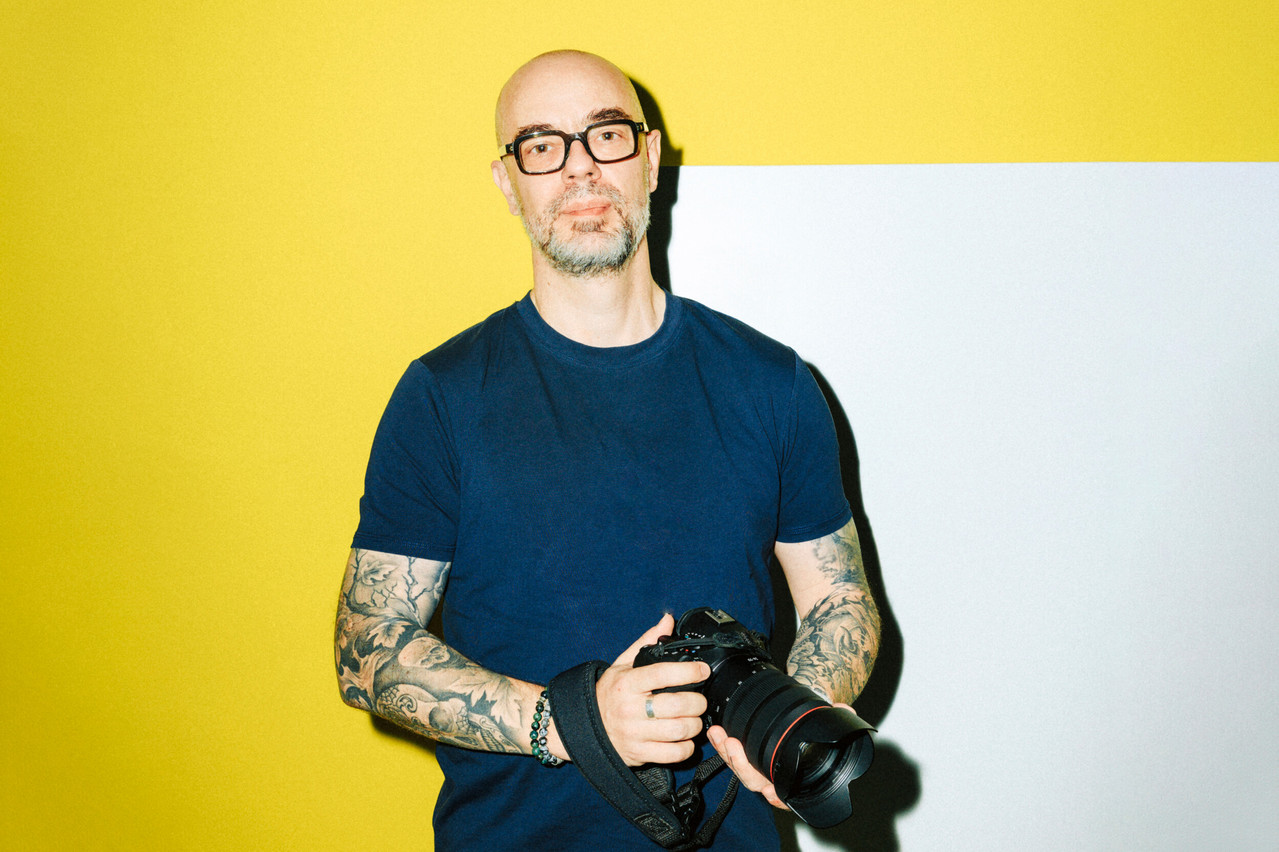 After 14 years working in social and professional reintegration, Julien Godefroid set up his own photography business in 2022. (Photo: Julian Pierrot/Paperjam)