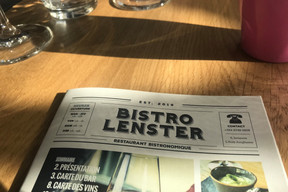À quelques pas de la gare de Junglinster, le Bistro Lënster du groupe Concept+Partners propose une combinaison efficace de cuisine de brasserie et de cadre convivial. (Maison Moderne)