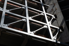 The exoskeleton seen from another angle. (Photo: Géraldine Bruneel / Arcelor Mittal)