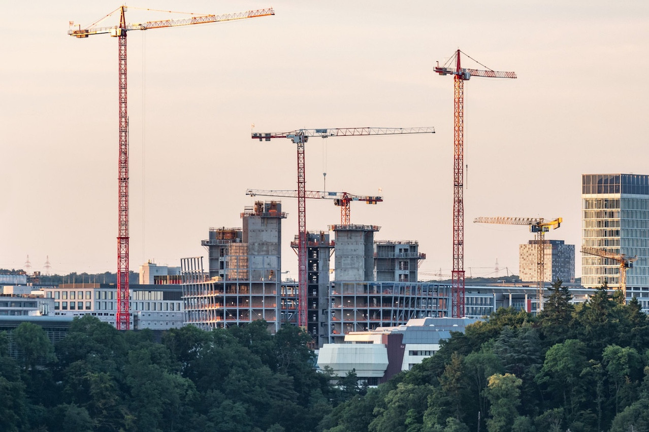 ArcelorMittal’s new headquarters is beginning to leave its mark on Kirchberg. Photo: Géraldine Bruneel / Arcelor Mittal)