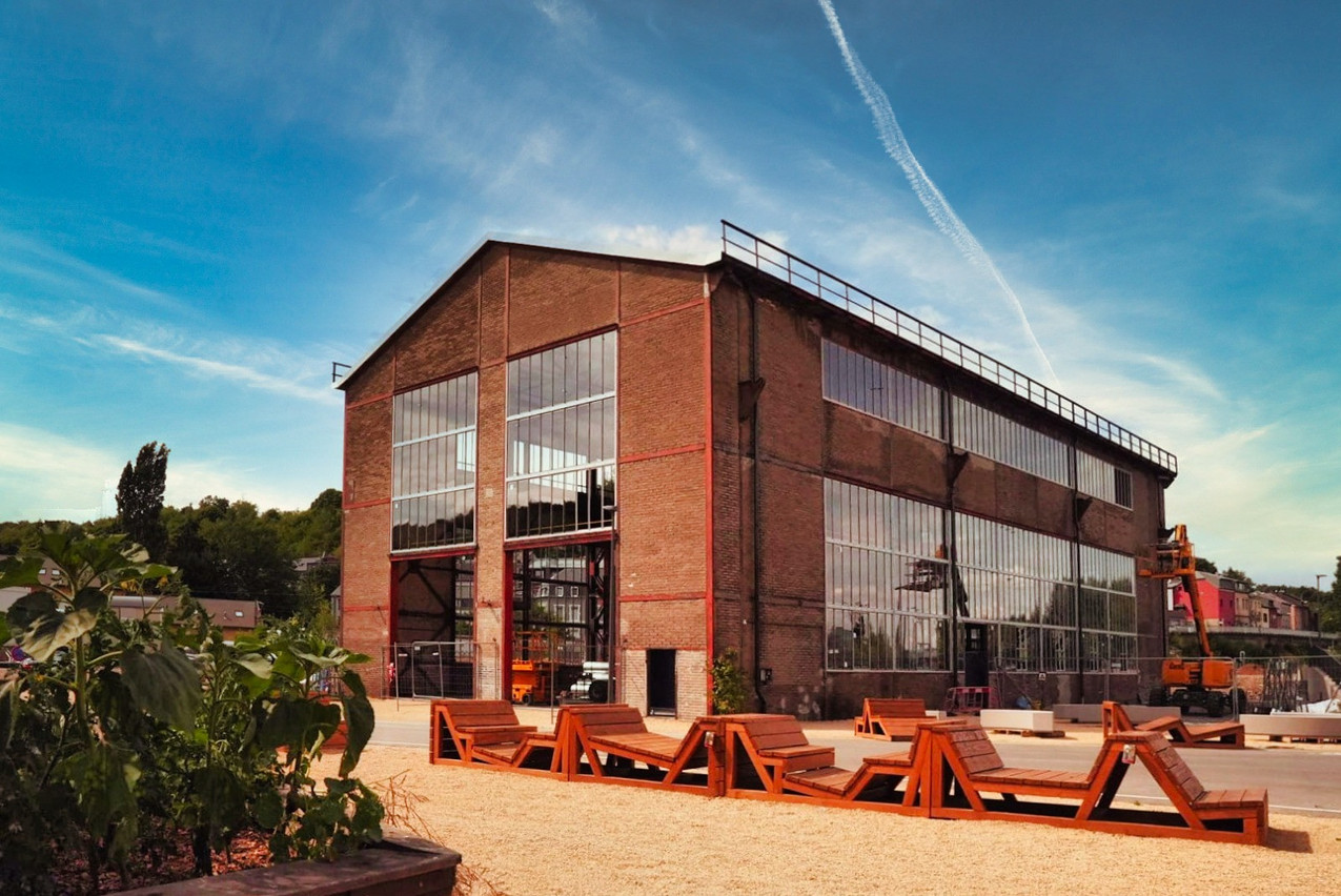 The former industrial hall is now home to a new hospitality concept: Kantin. Photo: Kantin