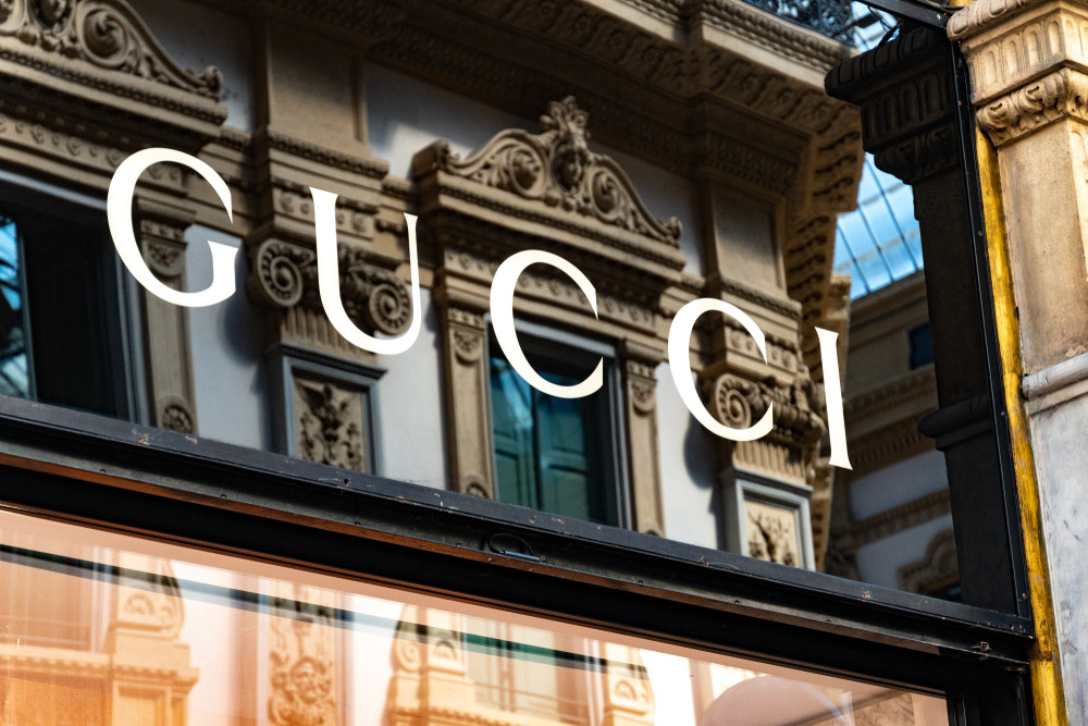 L’enseigne d’une boutique Gucci à Milan. (Photo: Shutterstock)