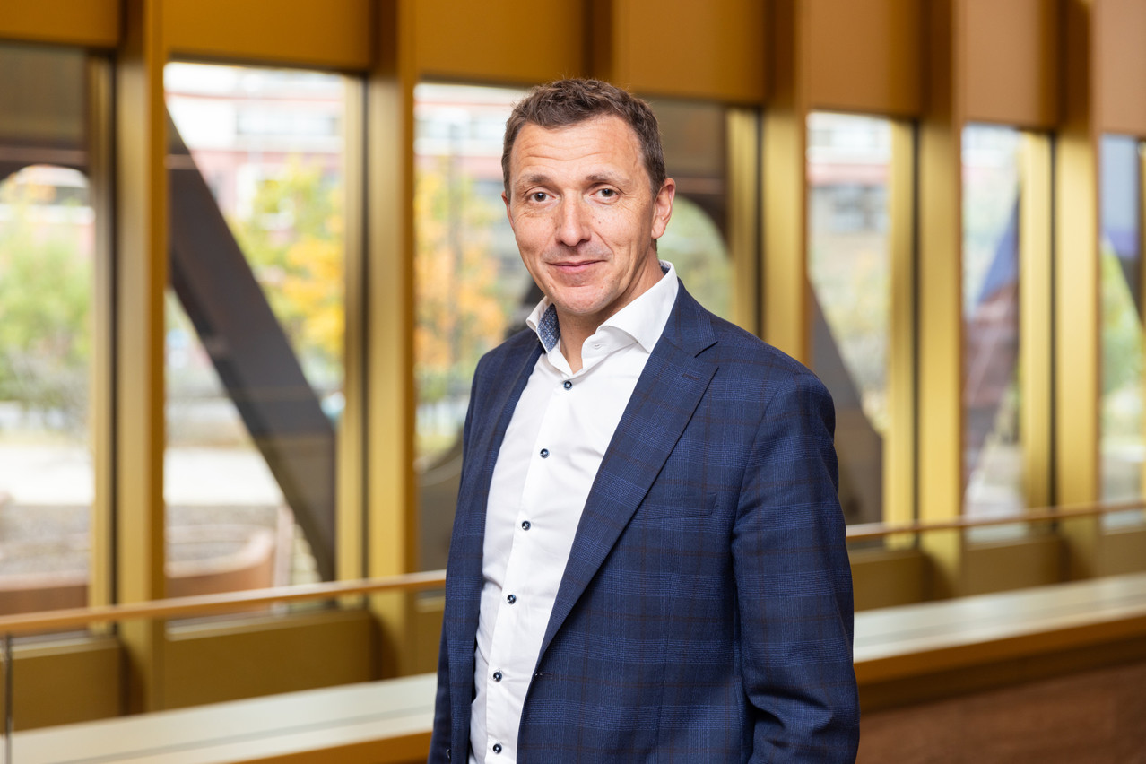 David Capocci is the managing partner of KPMG Luxembourg. “I’m convinced that AI will help people to focus on what creates more value, removing the repetitive, low value-added tasks,” he told Paperjam, talking about the potential impact of AI on companies in the future. Archive photo: Romain Gamba (2023)