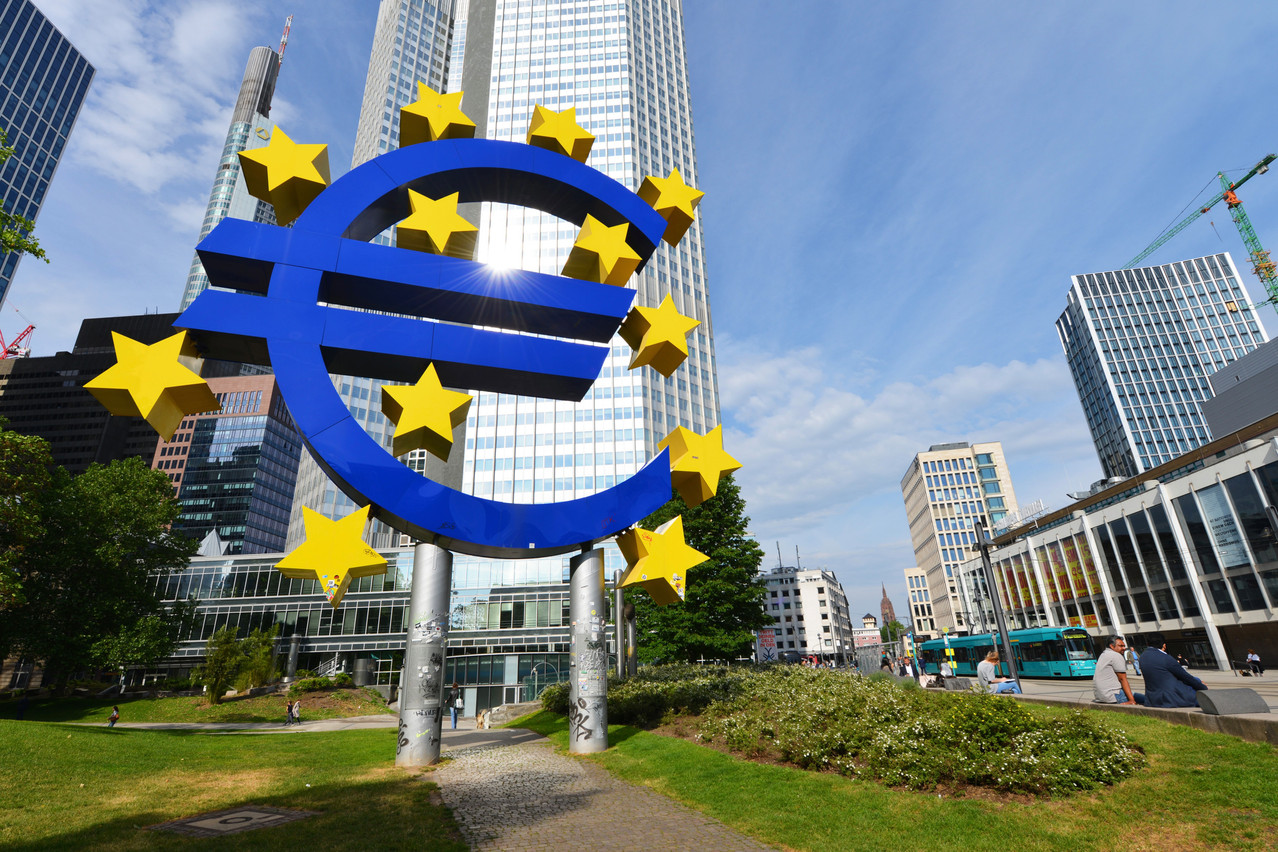 Les états financiers de la Banque centrale européenne pour 2024 font état d’une perte de 7,944 milliards d’euros, a annoncé l’institution basée à Francfort le 20 février 2025. C’est le résultat des mesures politiques prises pour maintenir la stabilité des prix. (Photo: Shutterstock)