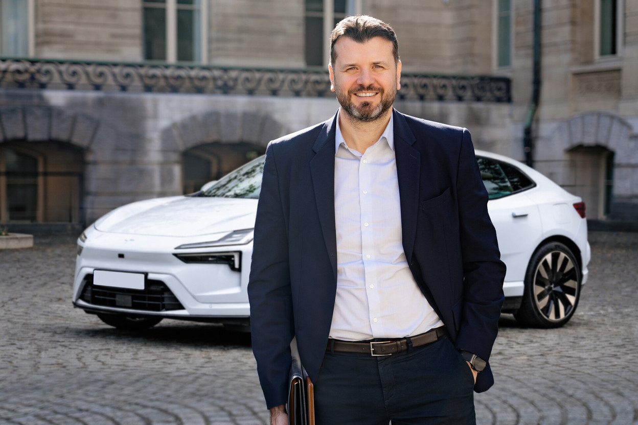 Emir Mustafic, Business Developer en Private Lease chez Spuerkeess. Spuerkeess