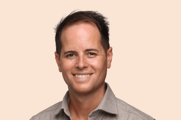 Une nouvelle étude menée par Apex Group et Mergermarket identifie l’accès aux marchés privés comme le principal moteur commercial de l’adoption de la tokenisation. Tom Bennett, responsable des activités internationales chez Apex Group, explique ce que cela signifie pour le secteur. (Photo: Apex Group)