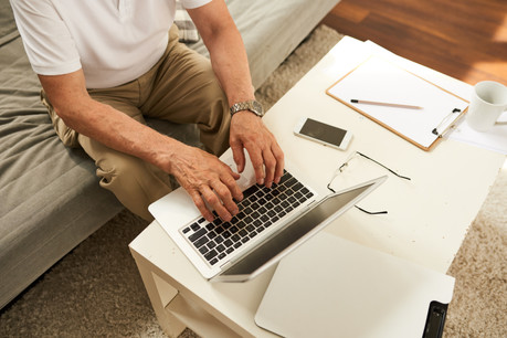La demande est introduite à l’aide d’un assistant en ligne disponible à travers l’espace professionnel de MyGuichet.lu. (Photo: Shutterstock)
