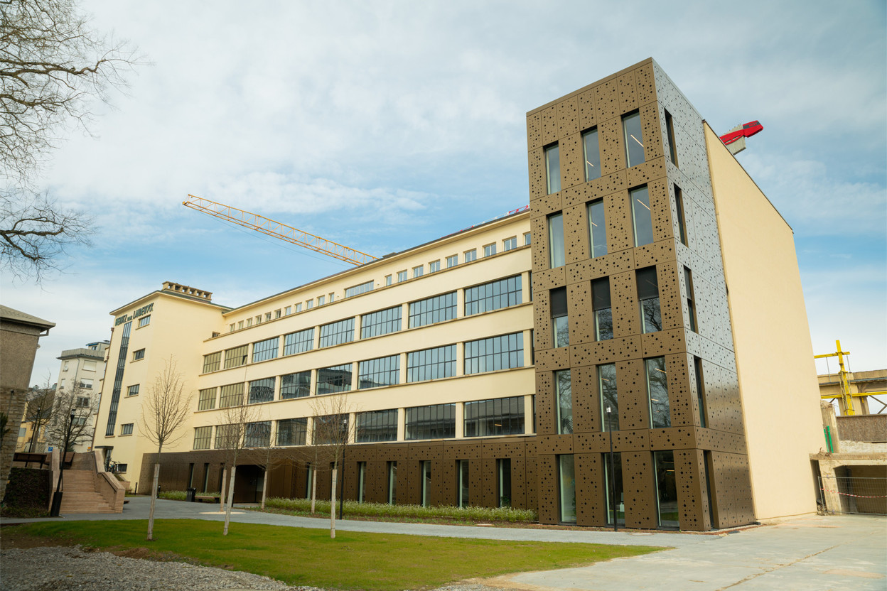 Le bâtiment historique Landewyck présente désormais une nouvelle extension contemporaine. (Photo: Landimmo Real Estate)
