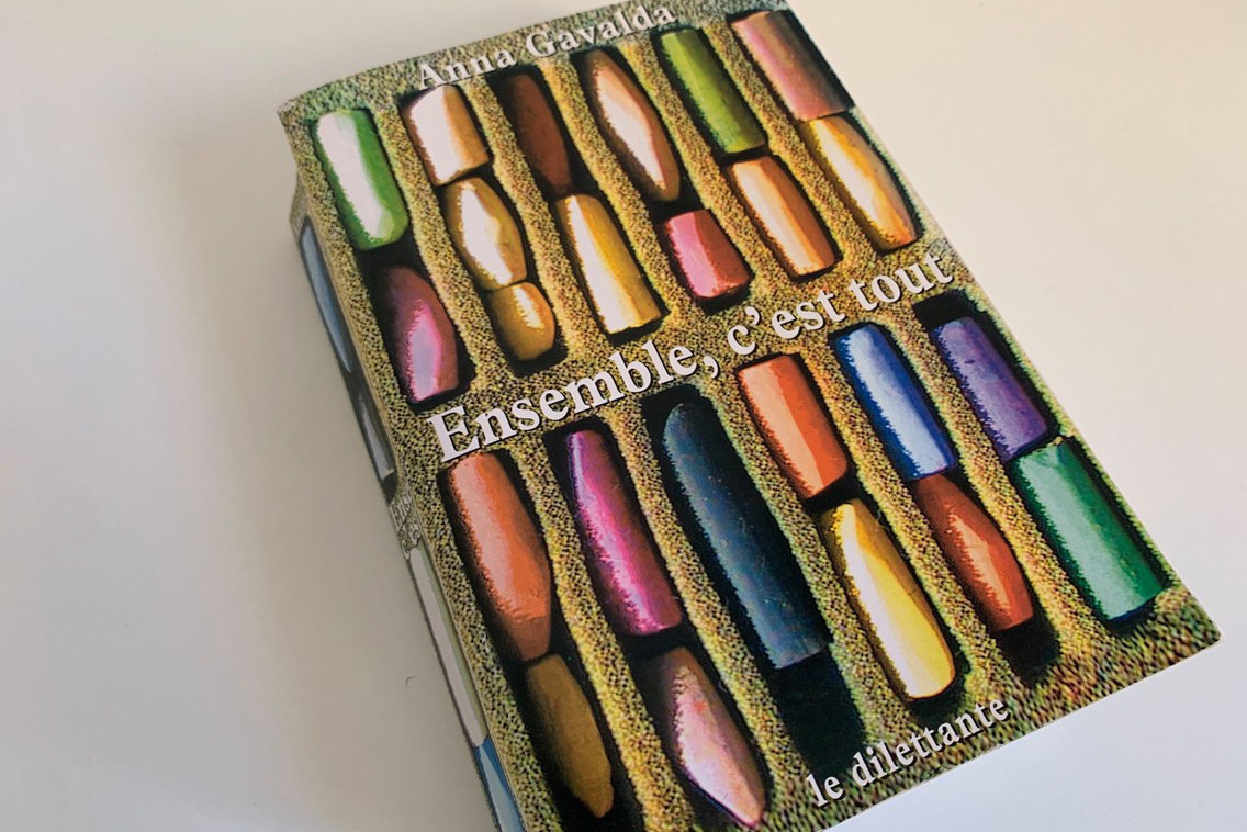 Laure Elsen a apprécié la lecture de «Ensemble, c’est tout», d’Anna Gavalda, qui trouve un nouvel écho en cette période si particulière. (Photo: Laure Elsen)