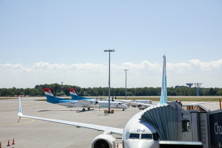 La baisse du trafic aérien affecte naturellement Luxair: 700 de ses 2.950 salariés sont actuellement concernés par des mesures de chômage partiel. (Photo: Romain Gamba/Maison Moderne)