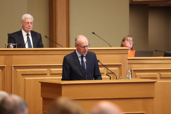 Luc Frieden a ouvert la porte à un dépassement de l’objectif de 2% du revenu national brut à investir dans la défense si les circonstances l’exigeaient. (Photo: Romain Gamba)