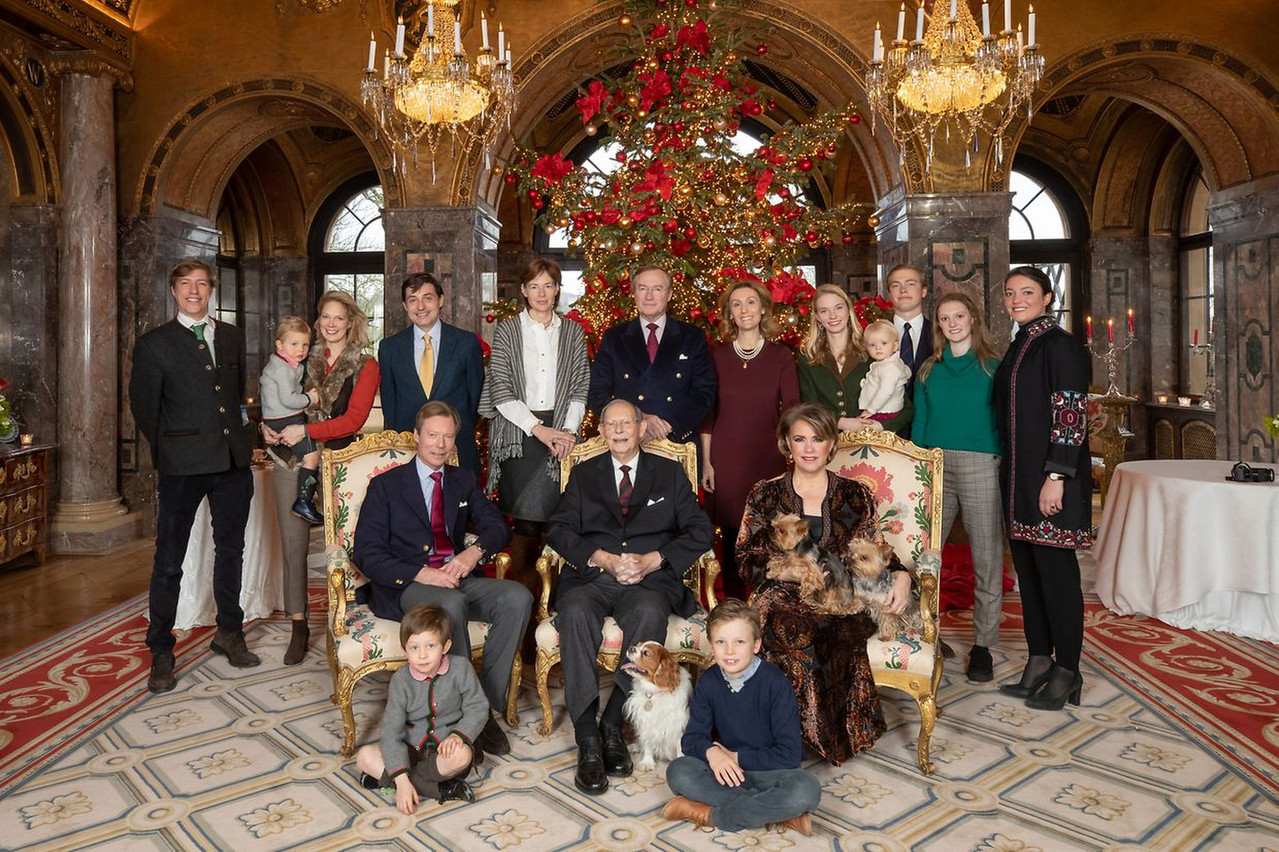 Le Grand-Duc Jean entouré de toute sa famille. (Photo: Cour Grand-Ducale / Archives)