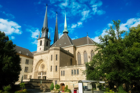 Les dons collectés lors de la messe chrismale qui aura lieu mercredi seront reversés pour la restauration de la cathédrale. (Photo: Shutterstock)