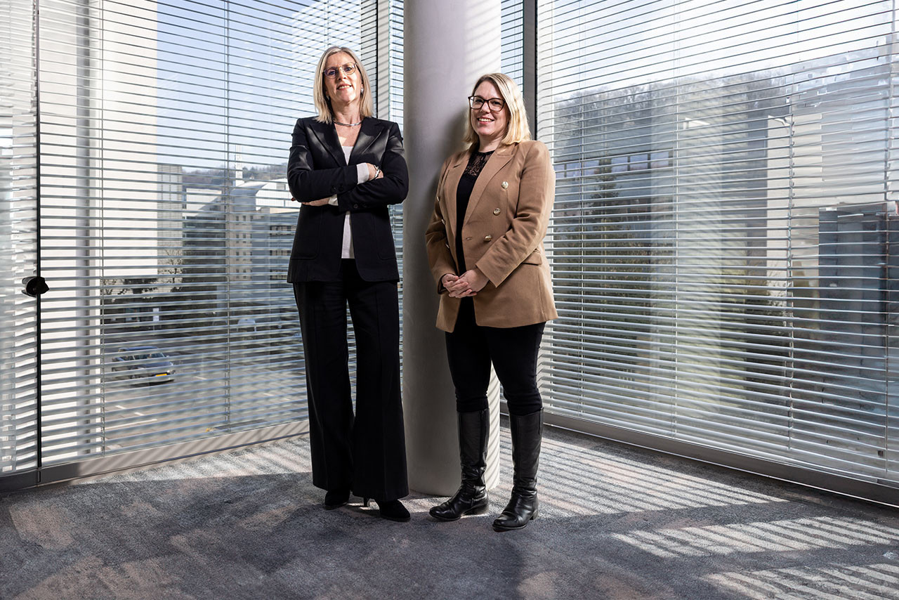 à  la tête de l’ODL, Simone Joachim et Danielle Wirtz accompagnent les entreprises exportatrices ainsi que les banques. Photo : Eva Krins ( Maison Moderne)