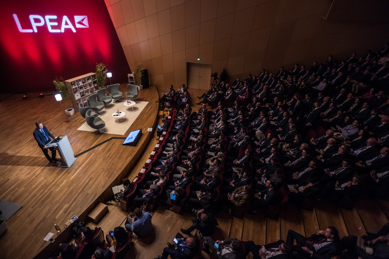 Plus de 300 personnes étaient présentes pour cette troisième conférence annuelle consacrée au private equity. Mike Zenari