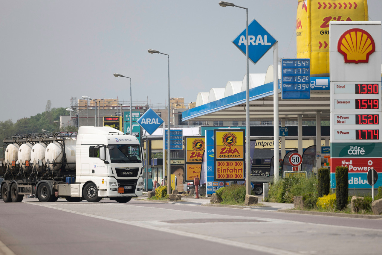 Du record à la baisse, les automobilistes luxembourgeois pourraient profiter d’une vague de baisse des prix des carburants jusqu’en 2025 et au-delà. (Photo: Guy Wolff/Archives)