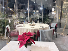 Le Royal is a living institution that takes an elegant breath of fresh air, this year, with its four bubbles that can accommodate guests for a drink or dinner. (Photo: Paperjam)