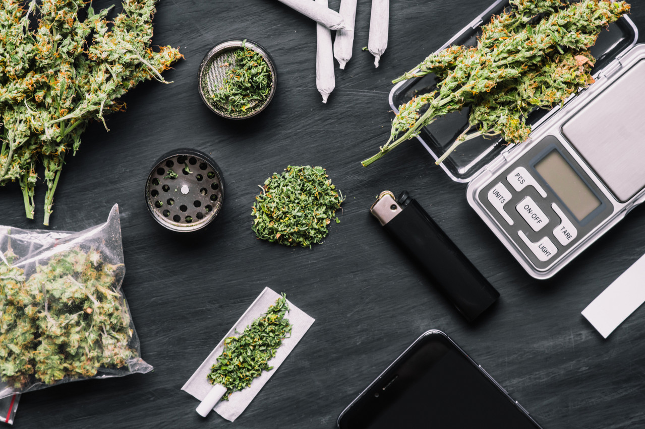Avant d’organiser la production et la distribution du cannabis et de veiller à sa qualité, le gouvernement doit préparer l’éducation et la prévention. Et cela prendra encore du temps. (Photo: Shutterstock)