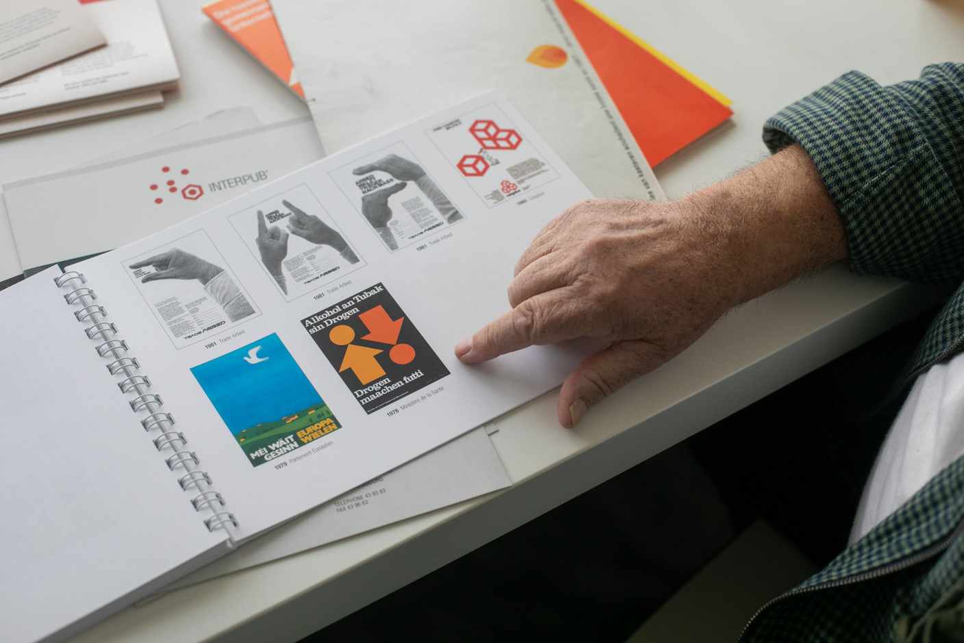 The campaign raising awareness of the dangers of alcohol and tobacco for the ministry of health led to discontent in these sectors, recalls Léo Reuter. (Photo: Matic Zorman/Maison Moderne)