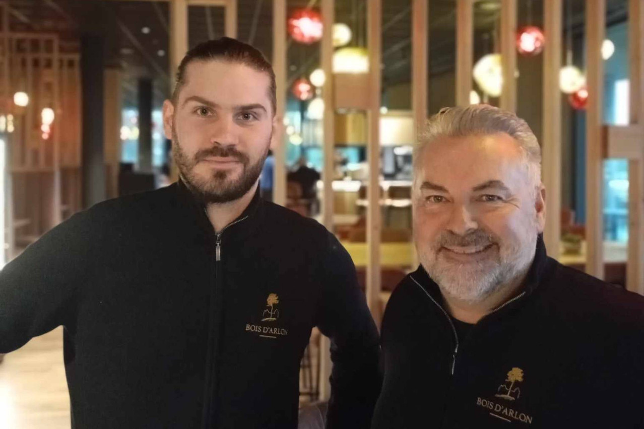Cyrille Schneider et son fils Hugo ont repris la Brasserie G. (Photo: Bois d’Arlon)