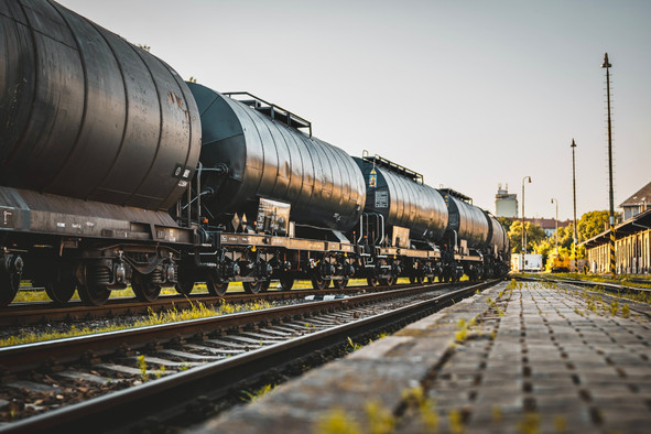 «Si plusieurs contraintes liées au transport devaient persister ou s’aggraver simultanément, les délais de livraison pourraient s’allonger et d’autres ruptures d’approvisionnement localisées et temporaires pourraient survenir», a affirmé Éric Bleyer, président du Groupement Énergies Mobilité Luxembourg (GEML). (Photo: Shutterstock)