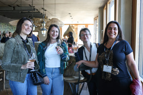 Agathe Brun (Intelsat), Julie Stoffel (IKO Real Estate), Sylvie Macraigne et Juliana Mion (Intelsat). (Photo: Eva Krins/Maison Moderne)