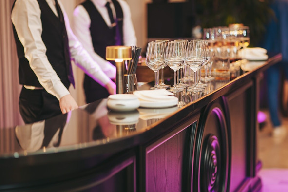 L’État prévoit 48,3 millions d’euros pour compenser une partie du coût de la hausse du salaire minimum pour les employeurs en 2027. (Photo: Shutterstock)