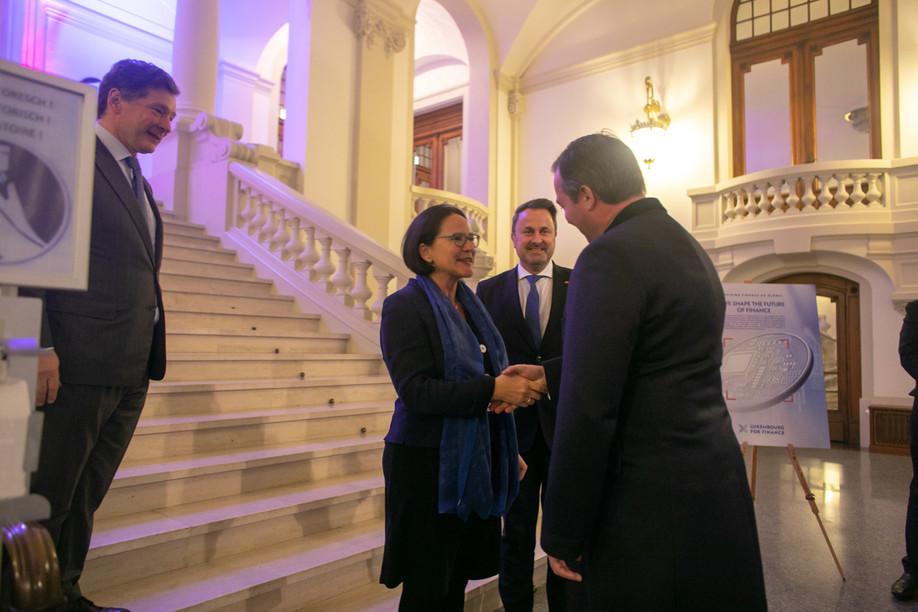 Yuriko Backes, the finance minister (DP), greets Crown Prince Guillaume, with Luxembourg for Finance’s Nicolas Mackel (left) and the prime minister, Xavier Bettel (DP), at the Cercle Cité for LFF’s 15th anniversary reception, 20 February 2023. Photo: Matic Zorman/Maison Moderne