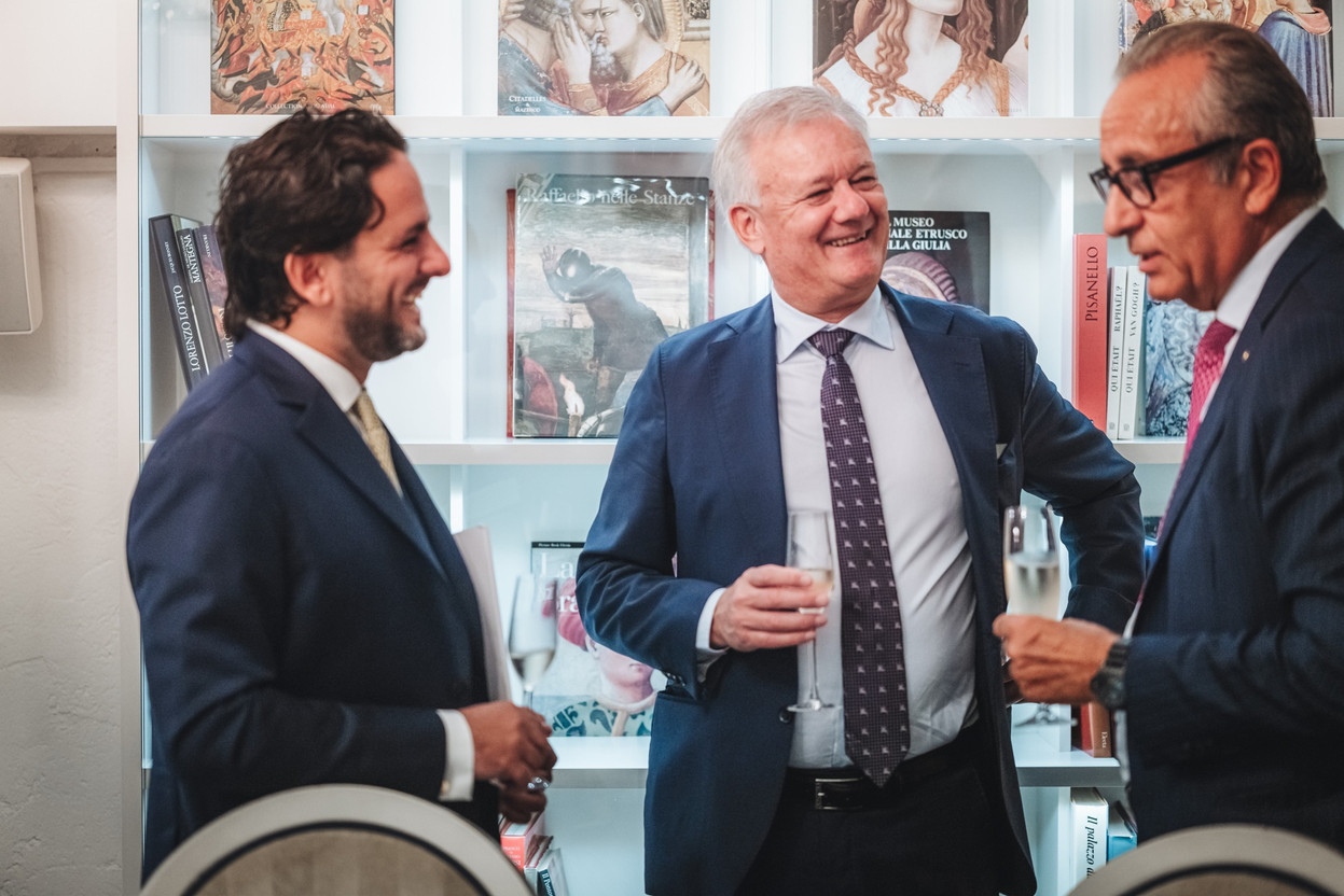 From left to right: Vincenzo Giunta, president of the Luxembourg Financial Markets Association (LFMA), Kim Winding Larsen, president of ACI FMA Financial Markets Association, and Fabio Morvilli, chairman at Camera di Commercio Italo-Lussemburghese (Italian Chamber of Commerce in Luxembourg) at the LFMA’s Food & Forex dinner on 11 September 2023. Photo: Sabino Parente