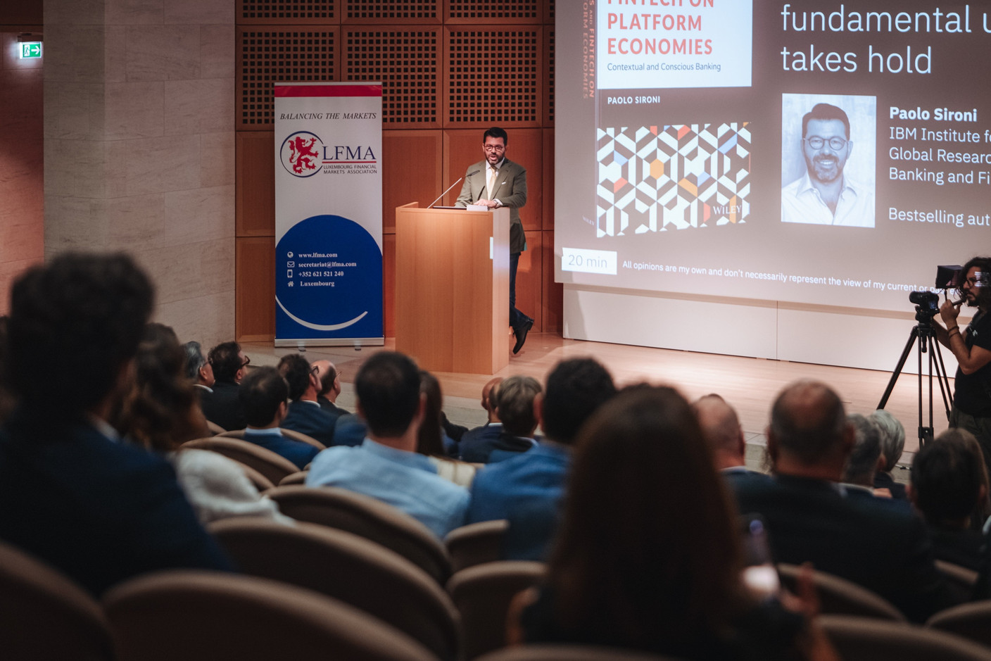 Paolo Sironi, global research leader in banking and financial markets at IBM, Institute for Business Value, talked about reinventing financial services on platform economies at the LFMA’s Forward Financial Thinking Forum, held on 12 September 2023 at the Mudam. Photo: Sabino Parente
