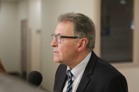 Avec un peu plus de 35% des électeurs qui se sont déplacés, Pierre Cuny, le maire sortant de Thionville, a certes viré en tête, mais l’autre candidat de droite et ex-maire de Terville, Patrick Luxembourger, est en embuscade. (Photo: Romain Gamba)
