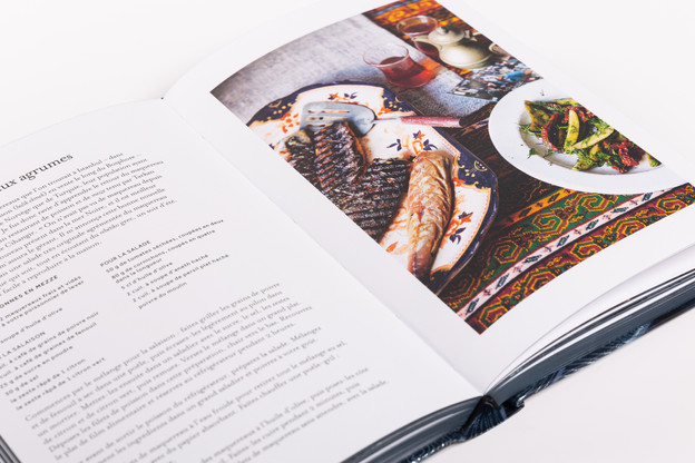 Saupoudrées à travers les 280 pages de «Black Sea», 60 recettes font découvrir la mer Noire gourmande. (Photo: Romain Gamba)