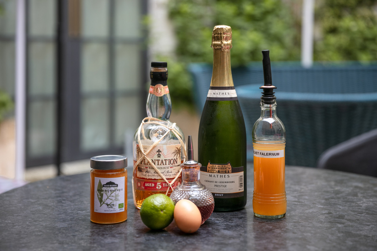 Crémant from Mathes and urban honey from Hugo Zeler: tasty products from Luxembourg are showcased and combined with more Caribbean flavours to create the 1867   Photo: Romain Gamba / Maison Moderne