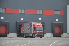 The company has a fleet of 800 transport units.  Photo: Maëlle Hamma/Maison Moderne