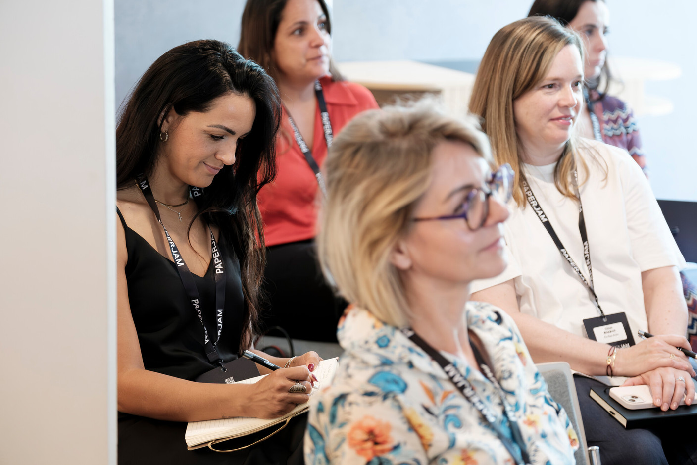 Céline Marmier (Elle Real Estate) on the right. (Photo: Jan Hanrion/Paperjam)